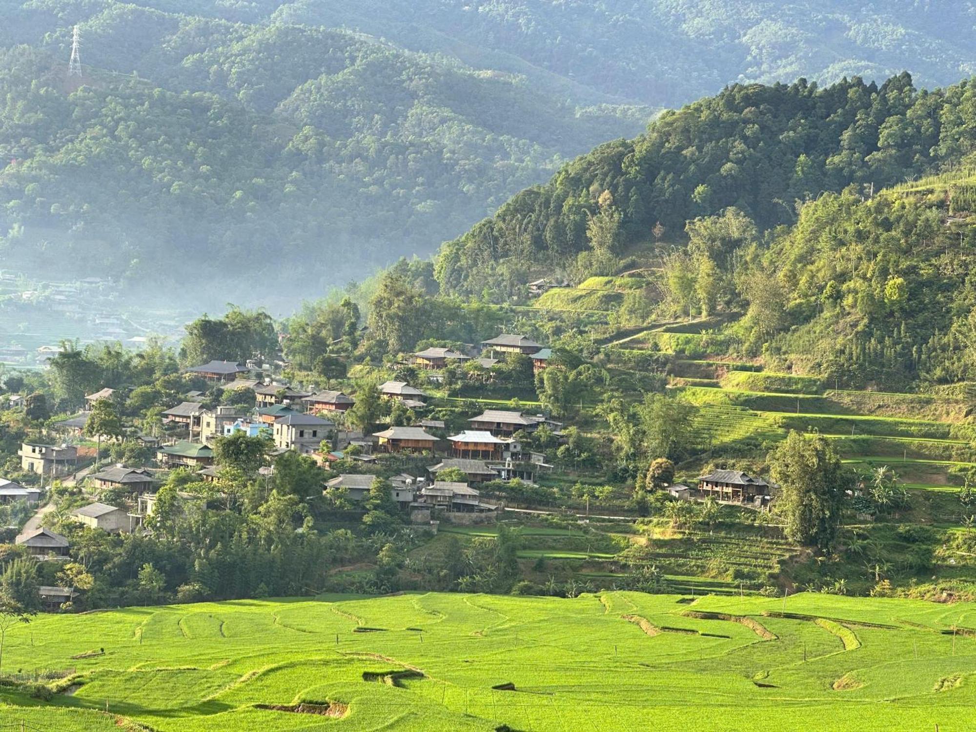 Zoni Home Tram Tau Cham Ta Lao 外观 照片